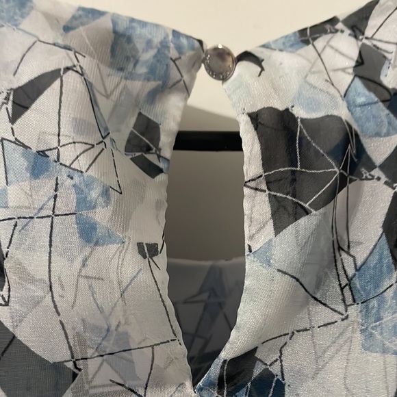 Vince Camuto Top Size PM - Picture 6 of 6